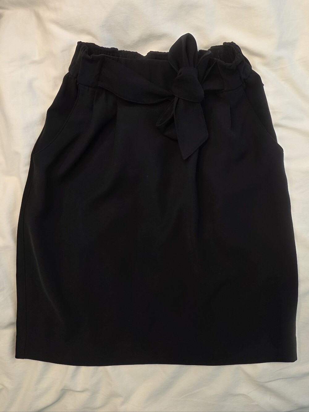Lululemon Noir Black Paperbag Waist Tie Pencil A Line Skirt w Pockets 2